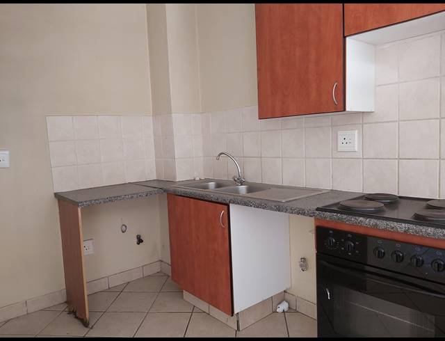 2 BEDROOM APARTMENT RENTED IN NORTH RIDING